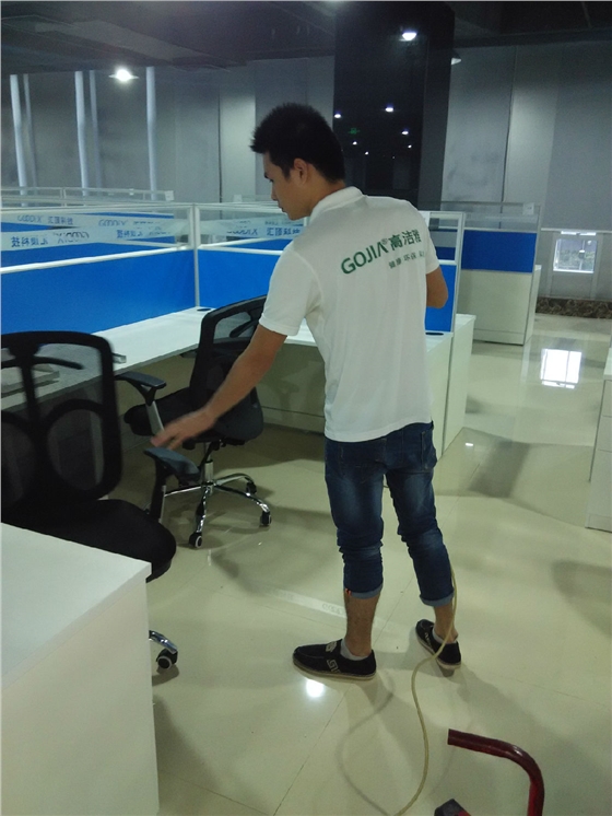 高潔雅甲醛治理進行中
