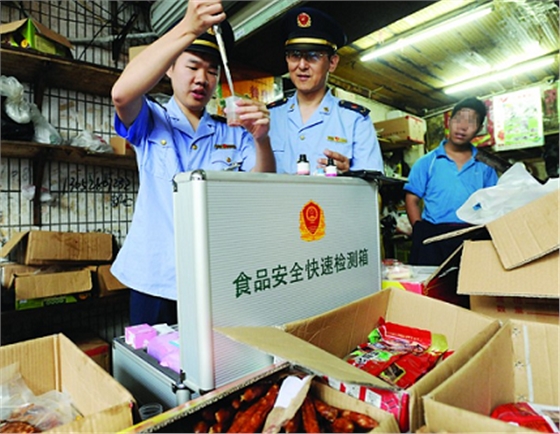 食品甲醛超標(biāo)來襲，如何治理甲醛，杜絕毒食的發(fā)生，需要身邊的監(jiān)督舉報(bào)。
