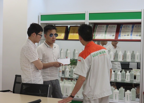 除甲醛加盟實地考察才能了解一家除甲醛公司到底怎樣，高潔雅接收各種考驗，加盟你值得擁有。