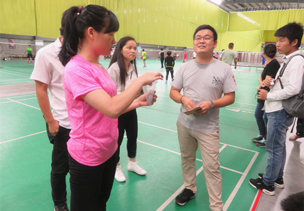 高潔雅羽毛球賽見證高潔雅專業(yè)除甲醛時(shí)，注重勞逸結(jié)合。