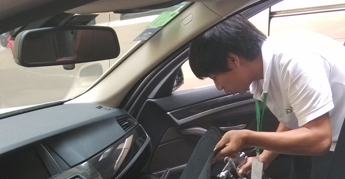 想讓寶馬新車快速除甲醛，就請(qǐng)高潔雅來(lái)幫忙