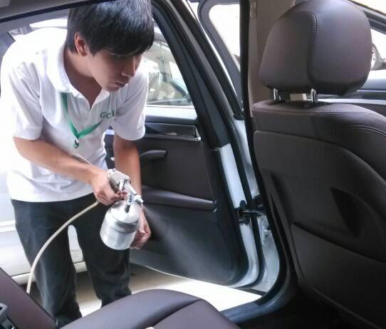 奔馳車內(nèi)除甲醛，高潔雅輕輕松松來(lái)幫忙